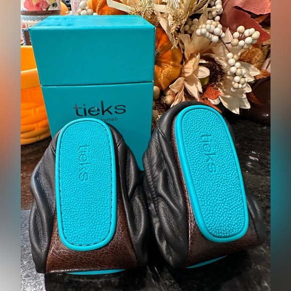 TIEKS MATTE BLACK BRAND NEW IN BOX - Picture 4 of 5